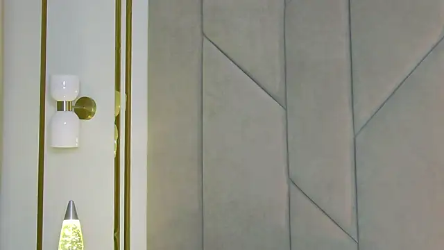 Touch me online show from March 28, 6:42 pm