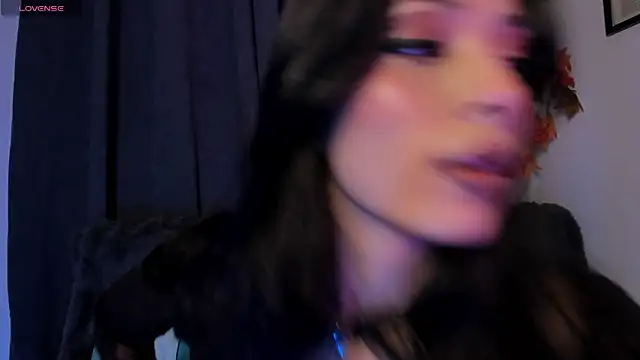 Seraphine hell online show from March 31, 6:15 am