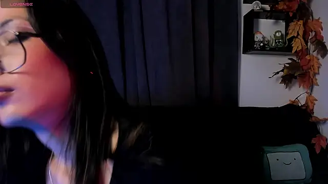 Snapshot of Seraphine_hell chatting on May 19, 5:25 am Seraphine hell online show from May 19, 5:25 am