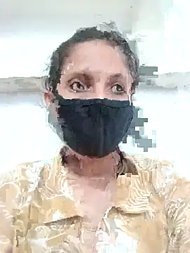 Snapshot of Anchalcut chatting on October 25, 1:05 am Anchalcut online show from October 25, 1:05 am