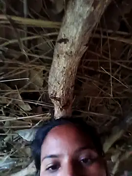 Snapshot of Rubi_sarma chatting on September 11, 12:32 am Rubi sarma online show from September 11, 12:32 am