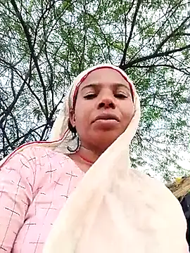 Snapshot of Rubi_sarma chatting on September 18, 10:40 am Rubi sarma online show from September 18, 10:40 am