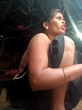 Snapshot of cute_diya_12 chatting on November 20, 2:12 am cute diya 12 online show from November 20, 2:12 am