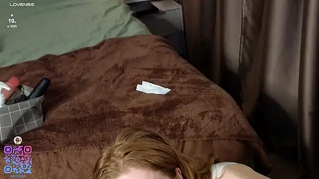 Snapshot of BreezeJam chatting on November 18, 3:26 pm BreezeJam online show from November 18, 3:26 pm