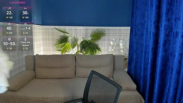 Hella Fabel online show from January 17, 1:09 am