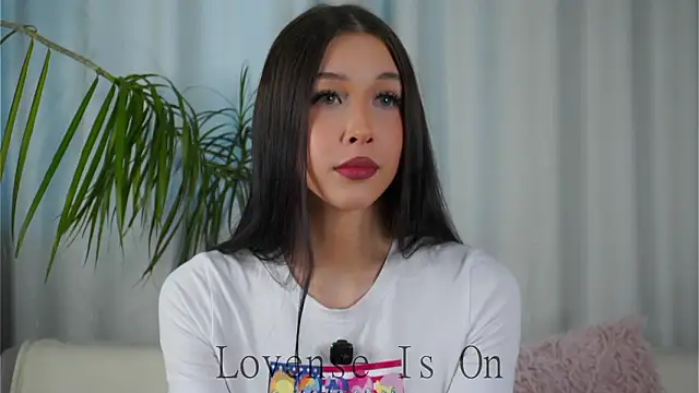 EviaRabasca online show from March 30, 11:44 am