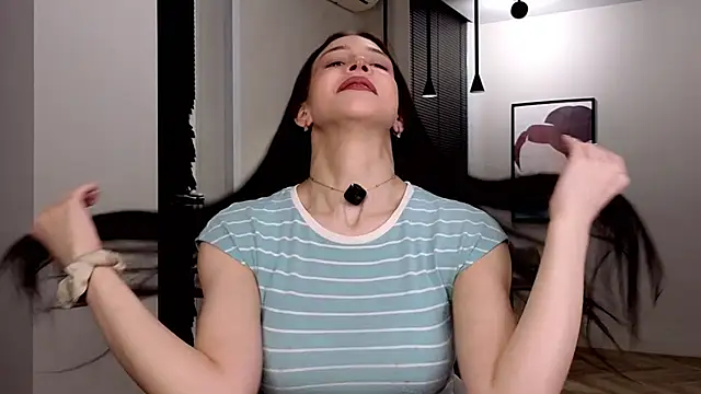 EviaRabasca online show from February 20, 11:23 am