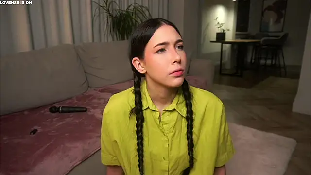 Snapshot of EviaRabasca chatting on November 20, 11:33 am EviaRabasca online show from November 20, 11:33 am