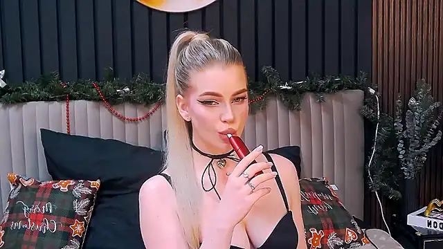 MilanaCeleste online show from January 13, 11:41 pm