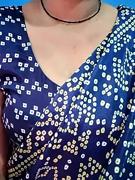 Snapshot of jaan-step chatting on December 4, 2:10 am jaan-step online show from December 4, 2:10 am