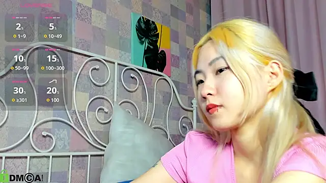 Snapshot of Aisi_18 chatting on September 22, 6:52 am Aisi 18 online show from September 22, 6:52 am