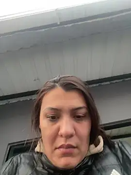 Snapshot of Madyson94 chatting on December 2, 11:23 am Madyson94 online show from December 2, 11:23 am