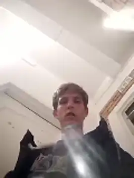 Snapshot of MommysDevil chatting on January 14, 9:07 pm MommysDevil online show from January 14, 9:07 pm