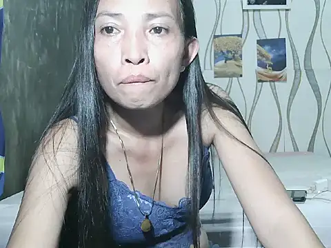 Snapshot of pinayhotii chatting on February 10, 1:54 pm pinayhotii online show from February 10, 1:54 pm