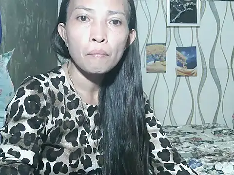 Snapshot of pinayhotii chatting on February 3, 1:49 pm pinayhotii online show from February 3, 1:49 pm