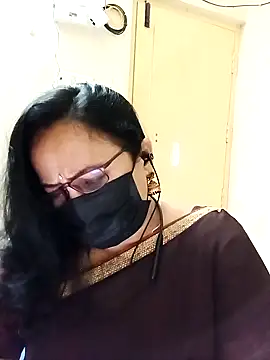 Snapshot of Ananya_flower chatting on November 21, 6:23 am Ananya flower online show from November 21, 6:23 am