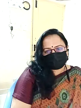 Snapshot of Ananya_flower chatting on November 30, 10:38 am Ananya flower online show from November 30, 10:38 am