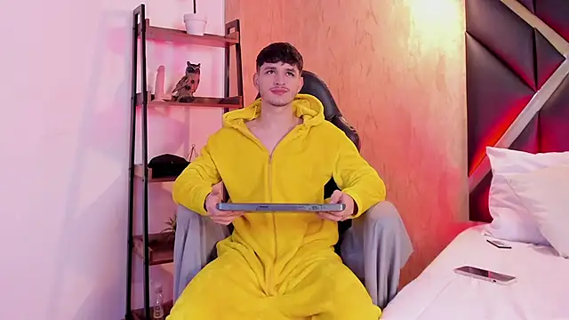 LiamMuller online show from October 30, 11:52 am