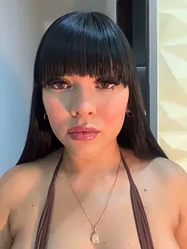 BrendaCrean online show from September 22, 11:38 am