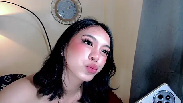 Alison mooreX online show from November 1, 5:51 pm