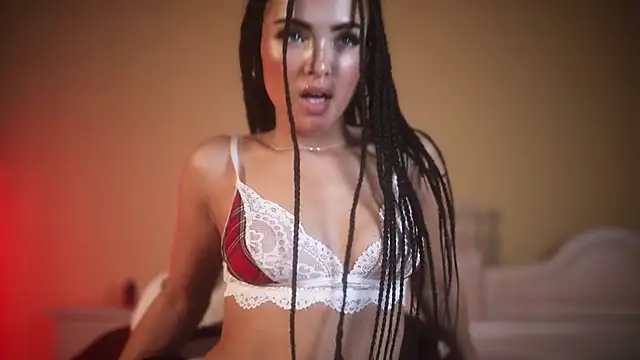 Snapshot of suzysuza chatting on November 2, 4:12 pm suzysuza online show from November 2, 4:12 pm