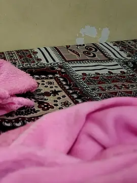 Hot modal online show from November 30, 8:04 am