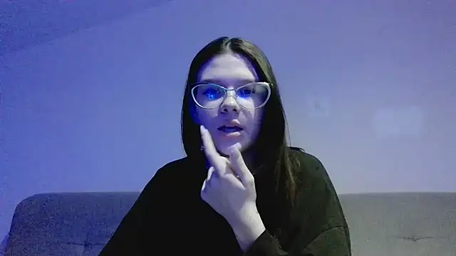 LaVostraDorothy online show from January 6, 8:13 pm