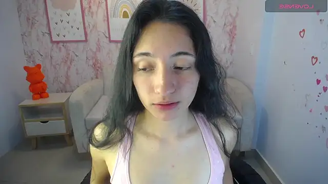 Snapshot of Kylie_ch1 chatting on October 7, 3:24 pm Kylie ch1 online show from October 7, 3:24 pm