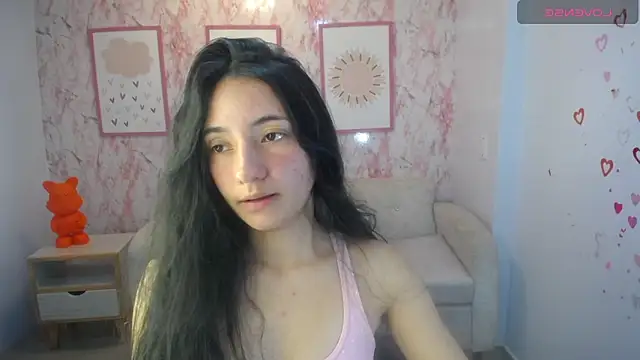 Snapshot of Kylie_ch1 chatting on October 7, 3:18 am Kylie ch1 online show from October 7, 3:18 am