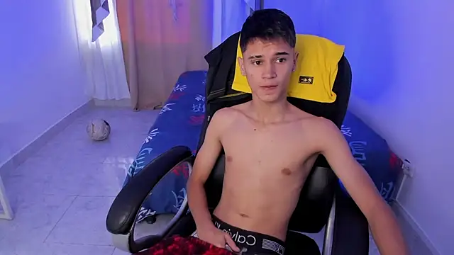 Aron Boyy online show from November 14, 8:56 pm