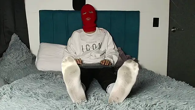 Snapshot of Warmteam777 chatting on October 11, 11:17 pm Warmteam777 online show from October 11, 11:17 pm