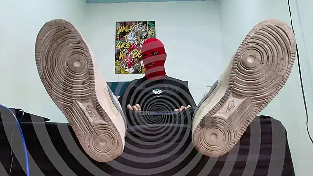 Snapshot of Warmteam777 chatting on November 17, 9:19 pm Warmteam777 online show from November 17, 9:19 pm