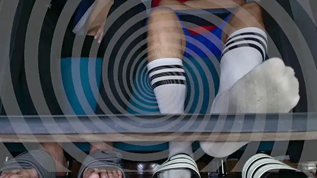 Snapshot of Warmteam777 chatting on November 19, 5:35 pm Warmteam777 online show from November 19, 5:35 pm