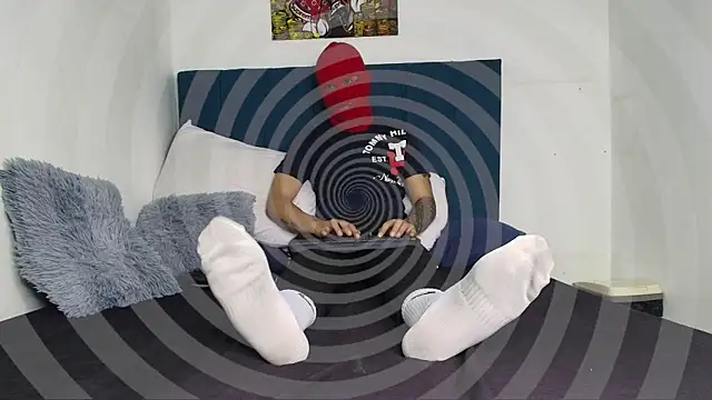 Snapshot of Warmteam777 chatting on November 16, 3:39 pm Warmteam777 online show from November 16, 3:39 pm