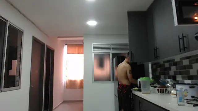 Snapshot of Warmteam777 chatting on September 18, 10:02 pm Warmteam777 online show from September 18, 10:02 pm