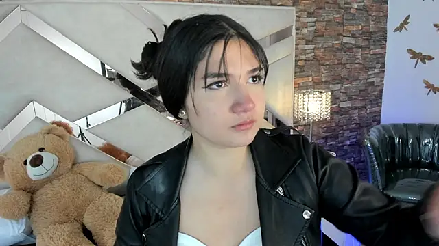 Snapshot of Valery_Brand chatting on September 11, 11:43 am Valery Brand online show from September 11, 11:43 am