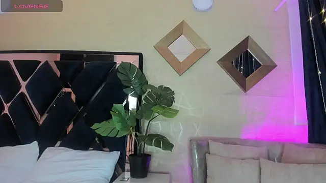 Valery Brand online show from April 16, 11:33 am