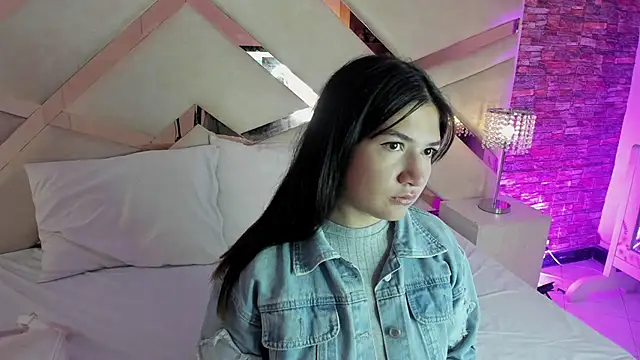 Snapshot of Valery_Brand chatting on October 27, 11:55 am Valery Brand online show from October 27, 11:55 am