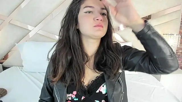 Snapshot of Valery_Brand chatting on September 25, 12:22 pm Valery Brand online show from September 25, 12:22 pm