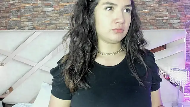 Snapshot of Valery_Brand chatting on October 25, 12:50 pm Valery Brand online show from October 25, 12:50 pm