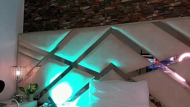 Snapshot of Valery_Brand chatting on November 29, 11:54 am Valery Brand online show from November 29, 11:54 am