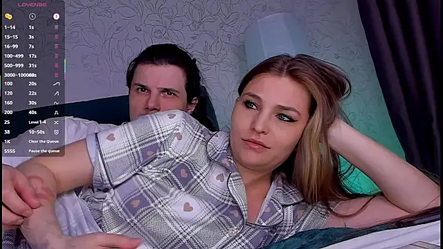 Kimberly Wolker online show from April 26, 6:38 pm