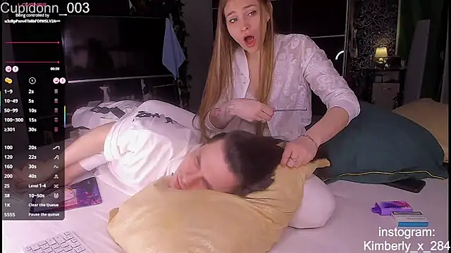 Kimberly Wolker online show from April 1, 2:25 pm