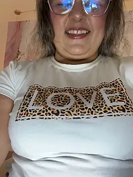 Lucy Milf 474 online show from April 13, 6:45 pm