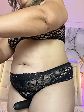 Lucy Milf 474 online show from May 26, 12:14 pm