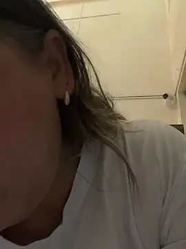 Lucy Milf 474 online show from May 28, 11:49 am