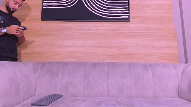 mike friends online show from August 1, 1:47 am