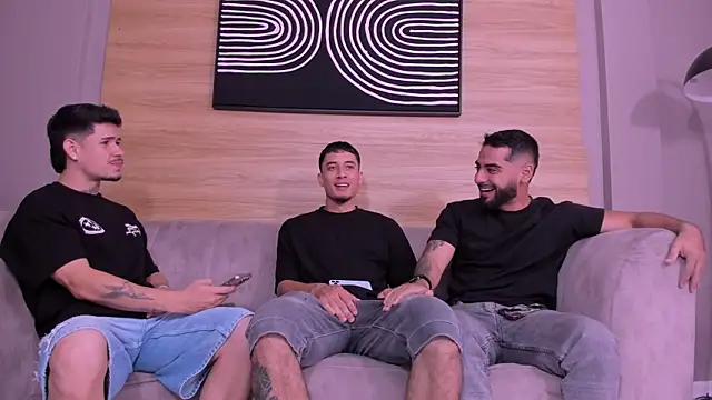 mike friends online show from June 18, 4:01 pm