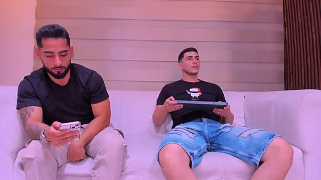 mike friends online show from December 15, 1:00 am