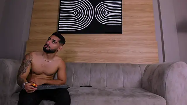 mike friends online show from October 24, 1:15 am